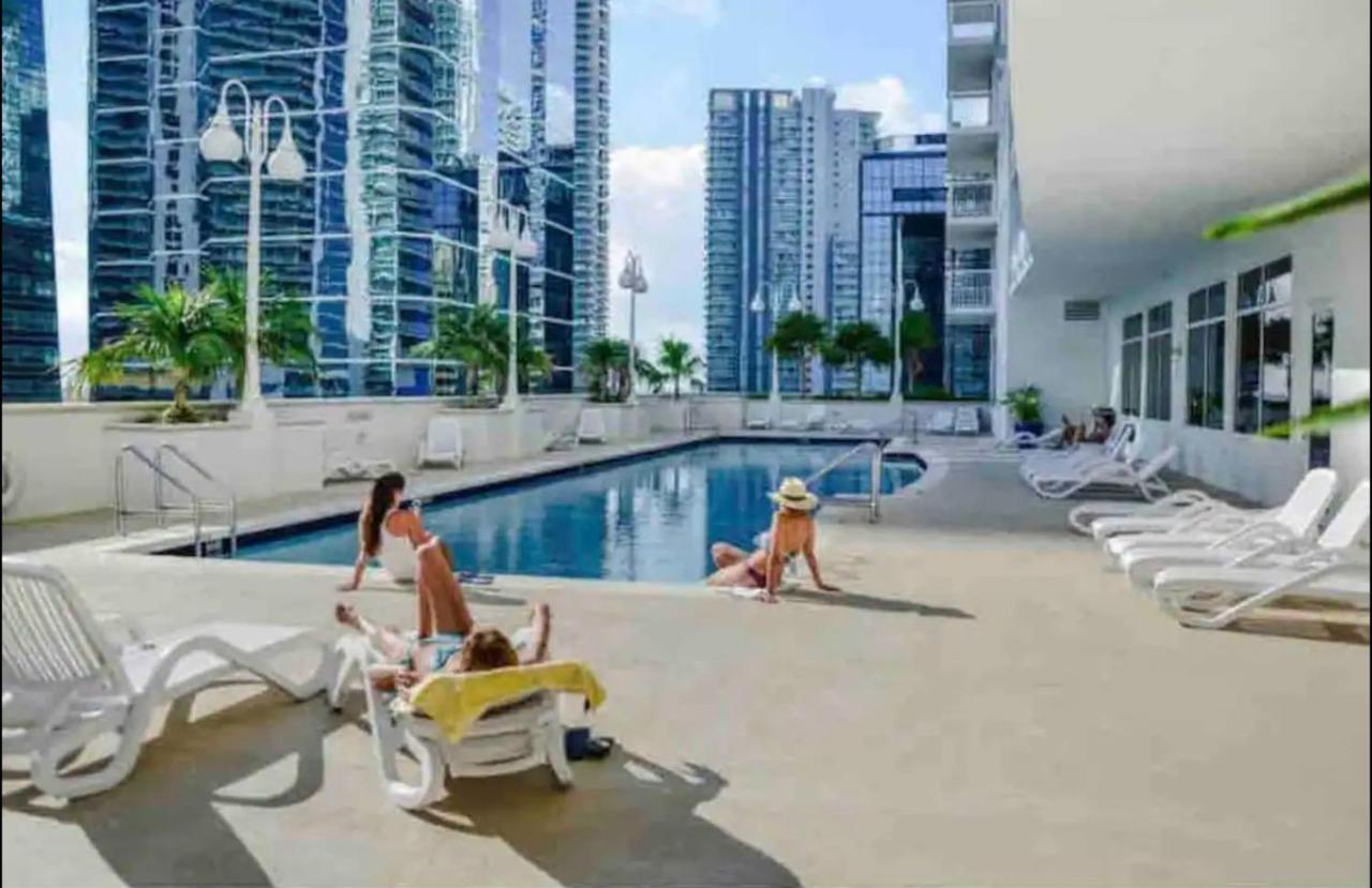 Stunning 2Br Condo Brickell-Waterviews-Freeparking Miami Exterior foto